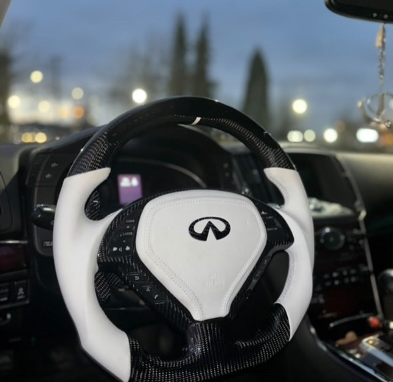 Infiniti G37x Wheel